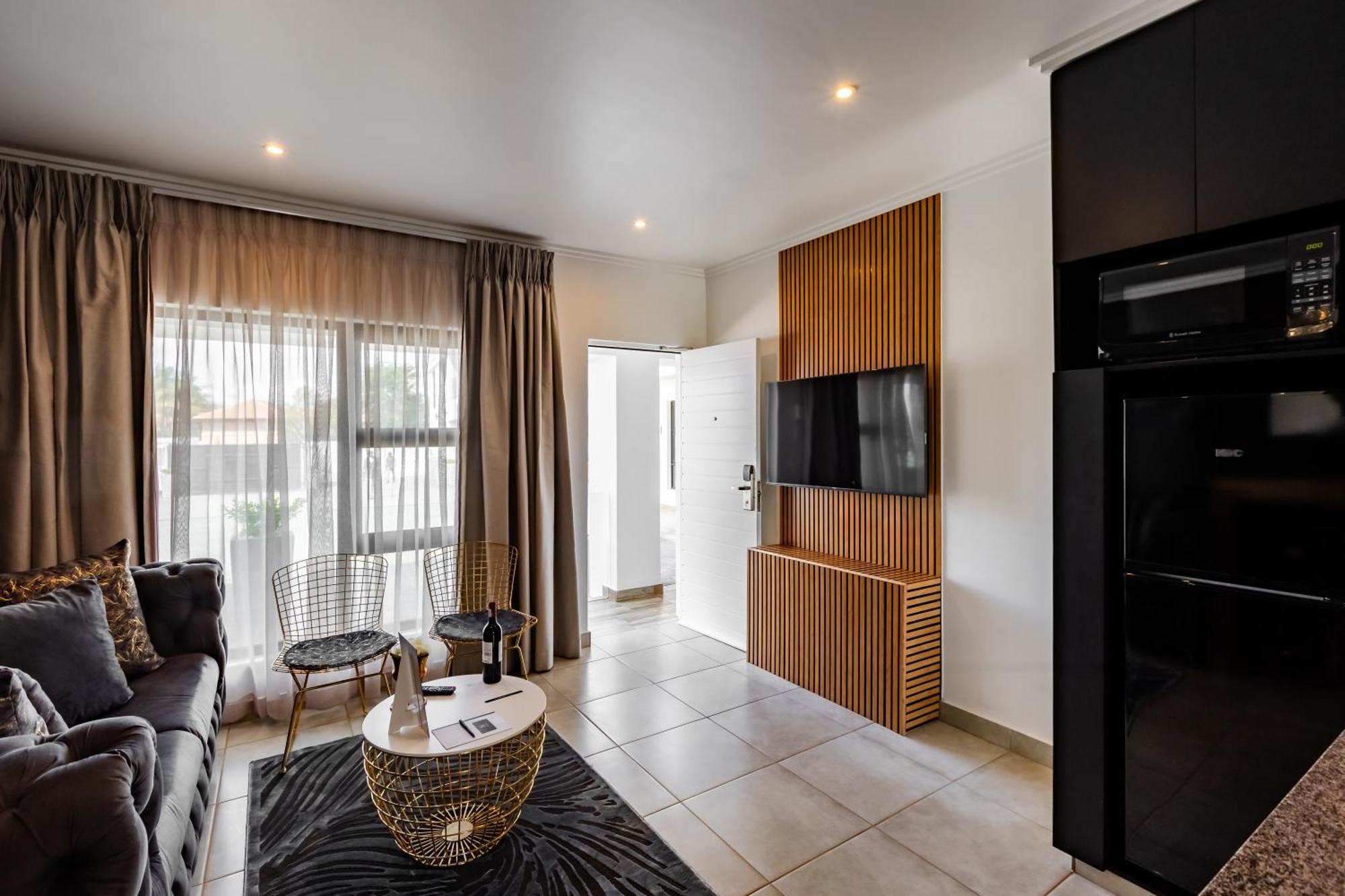 Bedfordview Hotel & Apartments Johannesburg Buitenkant foto